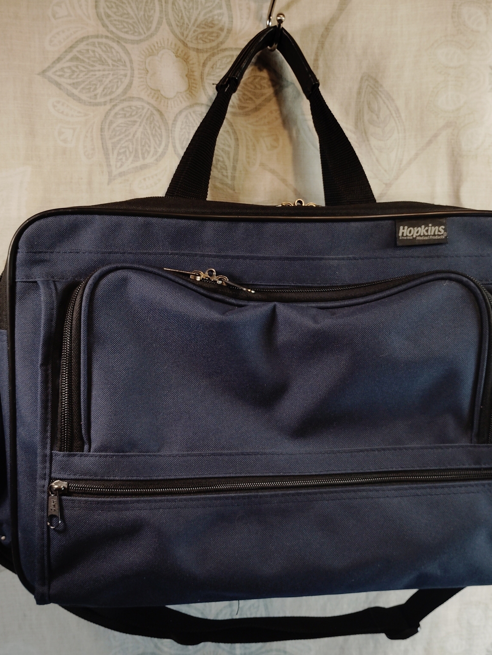 Hopkins Navy Travel /Weekend/Carry On Bag